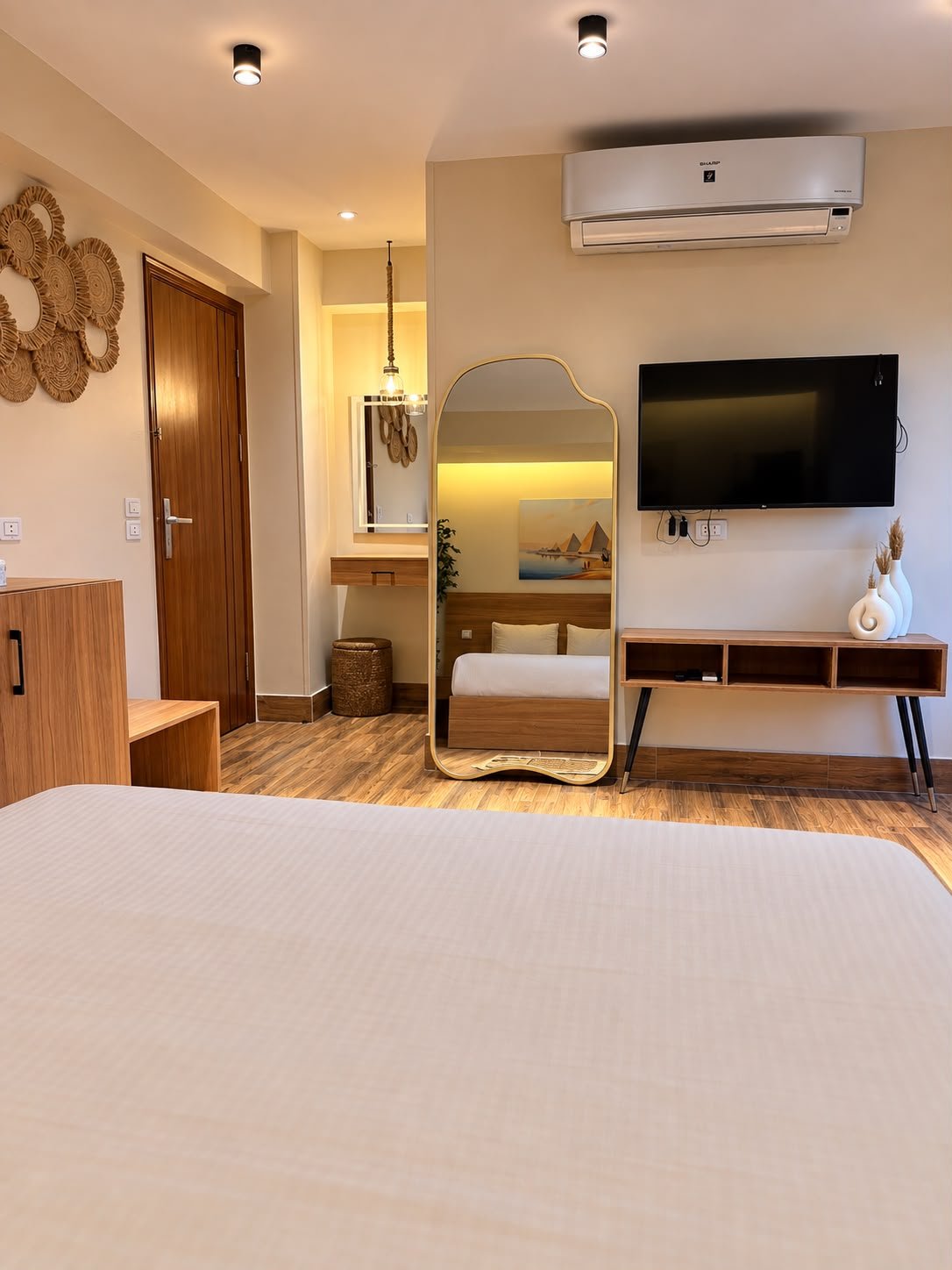 Double or Twin Room with Pyramids View