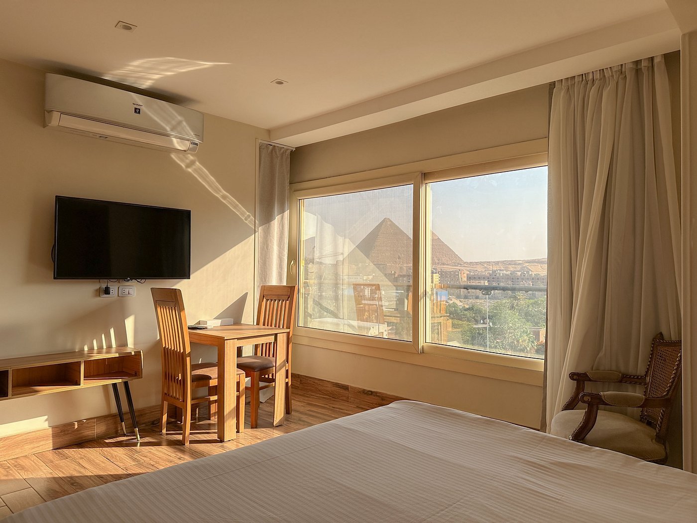 Double or Twin Room with Pyramids View