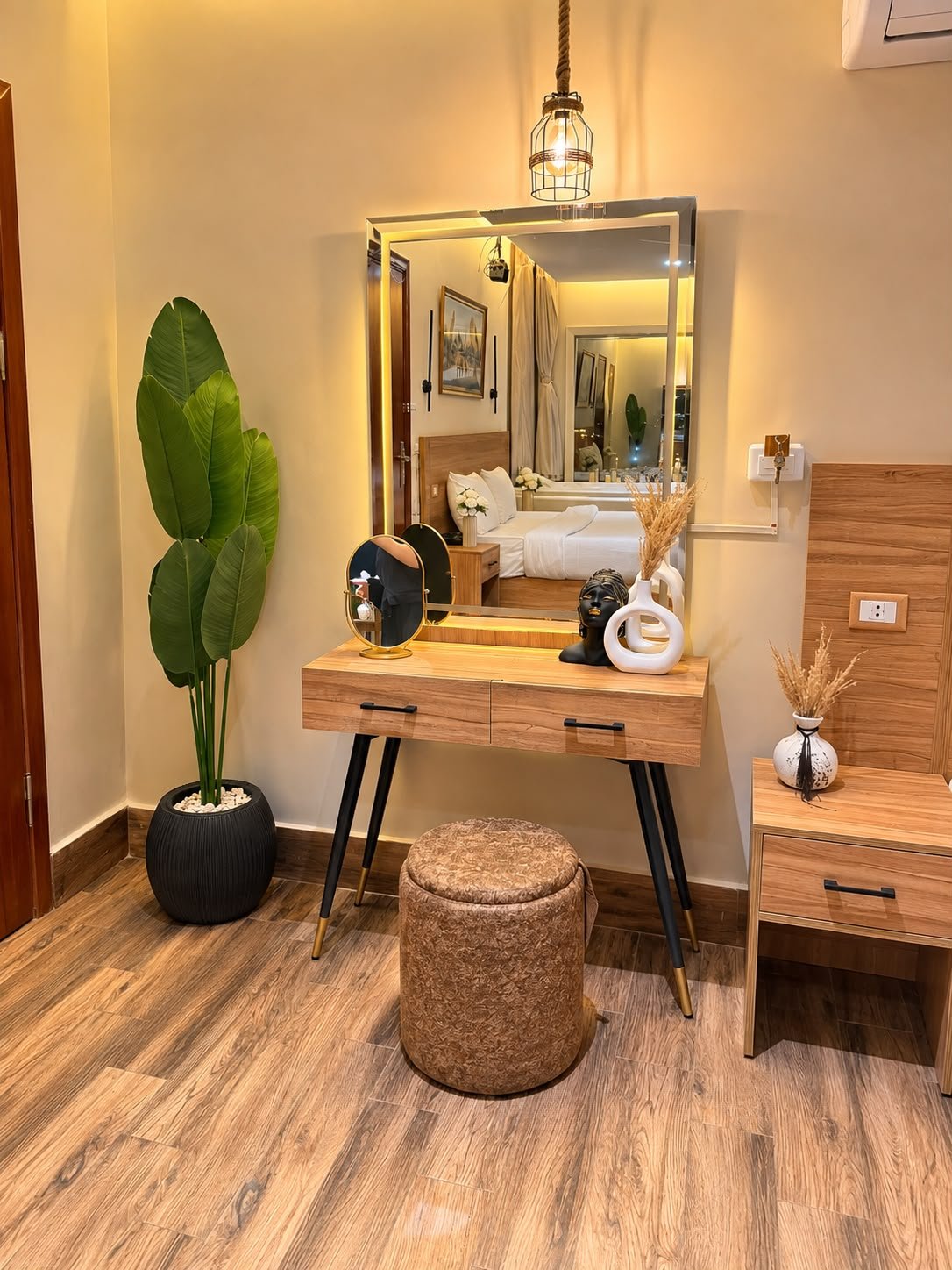 Double or Twin Room with Pyramids View
